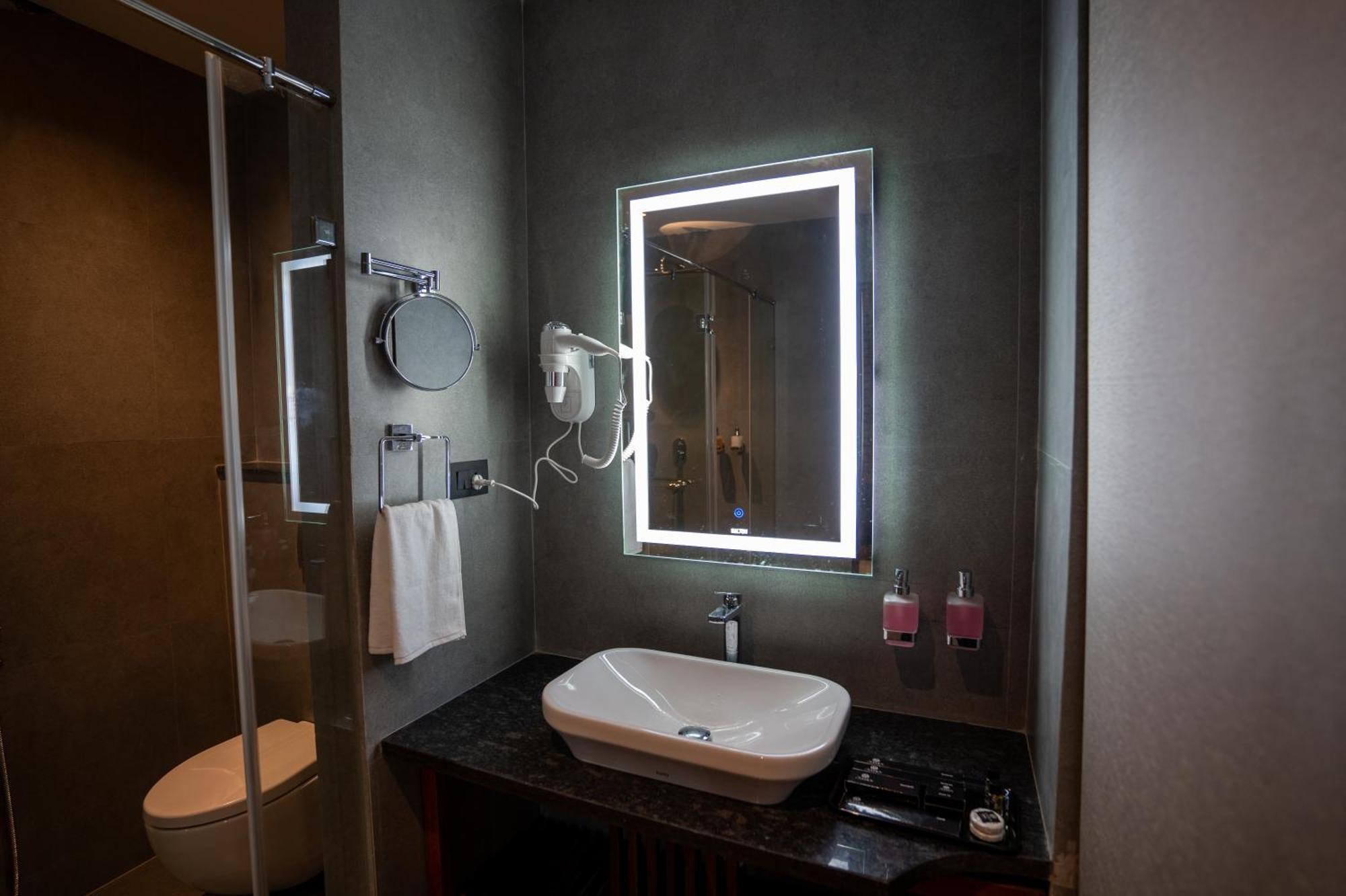 The Eden Hotel Port Blair Exterior photo