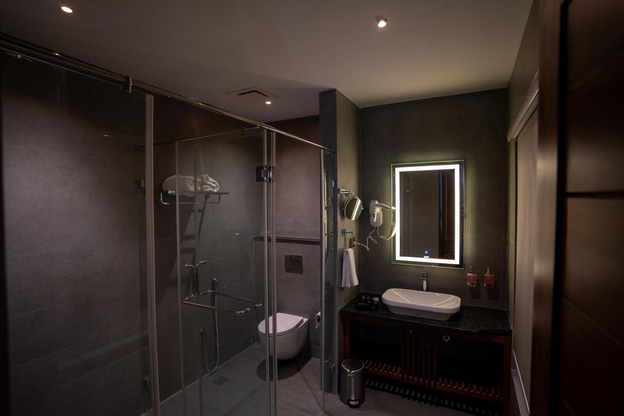 The Eden Hotel Port Blair Exterior photo